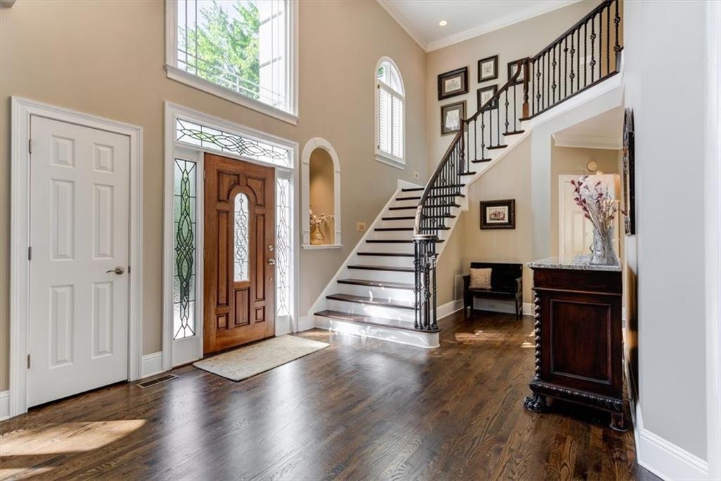 4200 Ridgehurst Drive SE