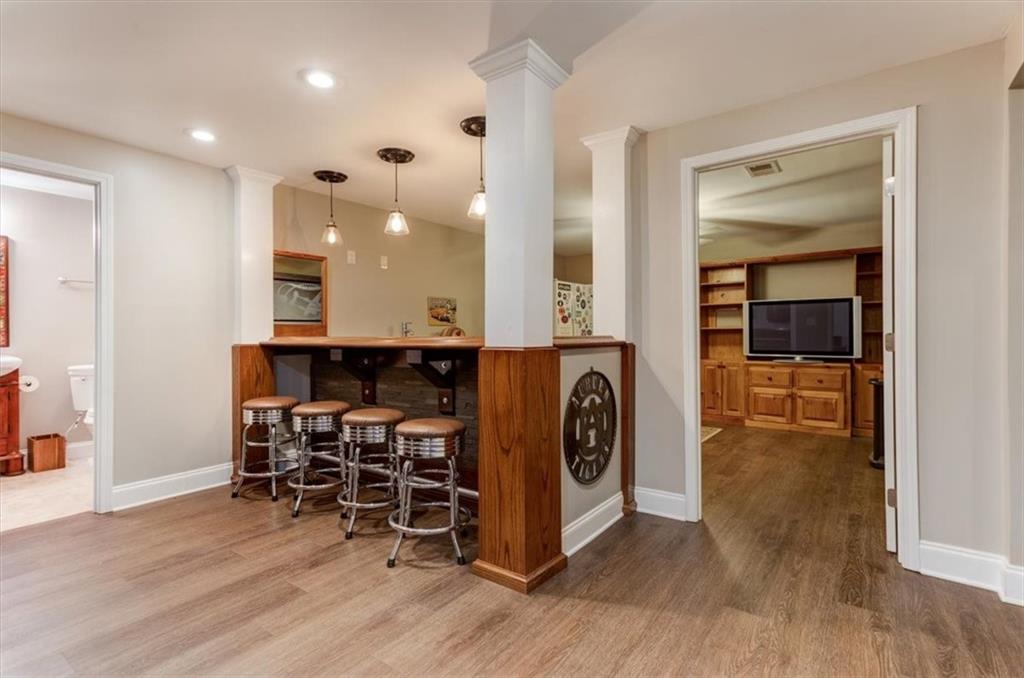 4200 Ridgehurst Drive SE