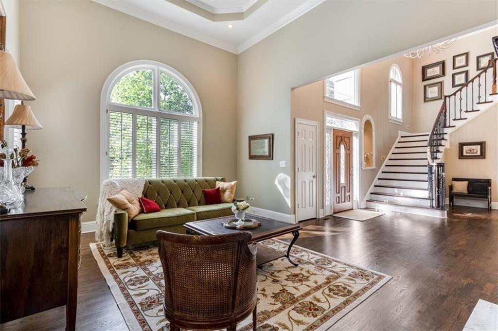 4200 Ridgehurst Drive SE