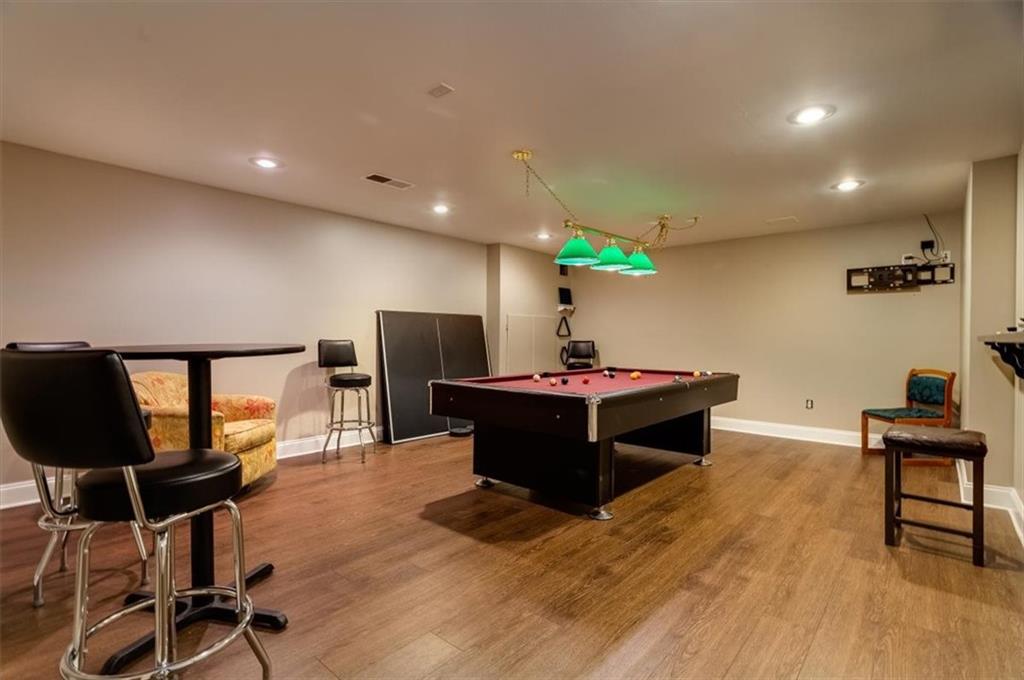 4200 Ridgehurst Drive SE