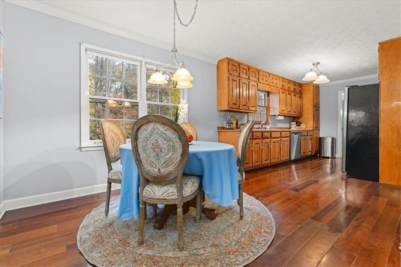 3586 Robinson Court