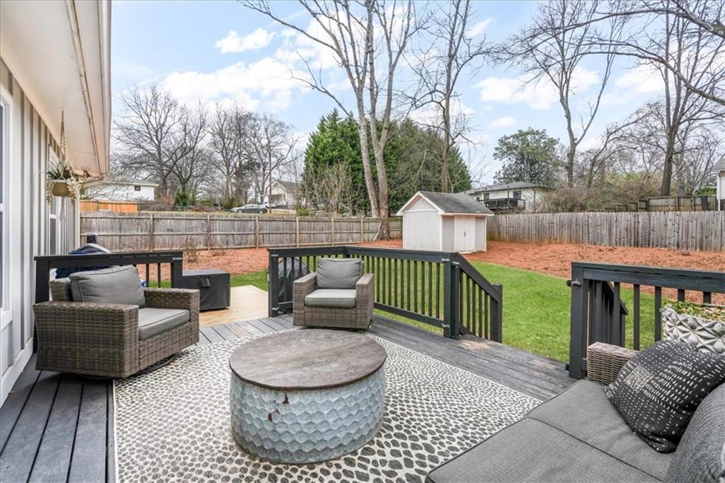 985 Pinehurst Drive SE