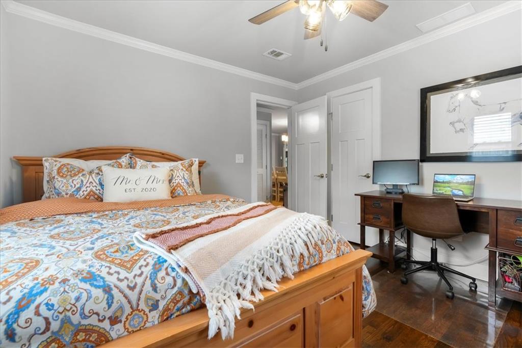 985 Pinehurst Drive SE