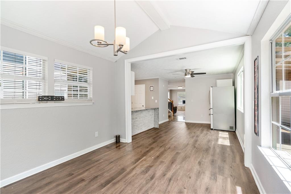 3945 Oak Glenn Drive