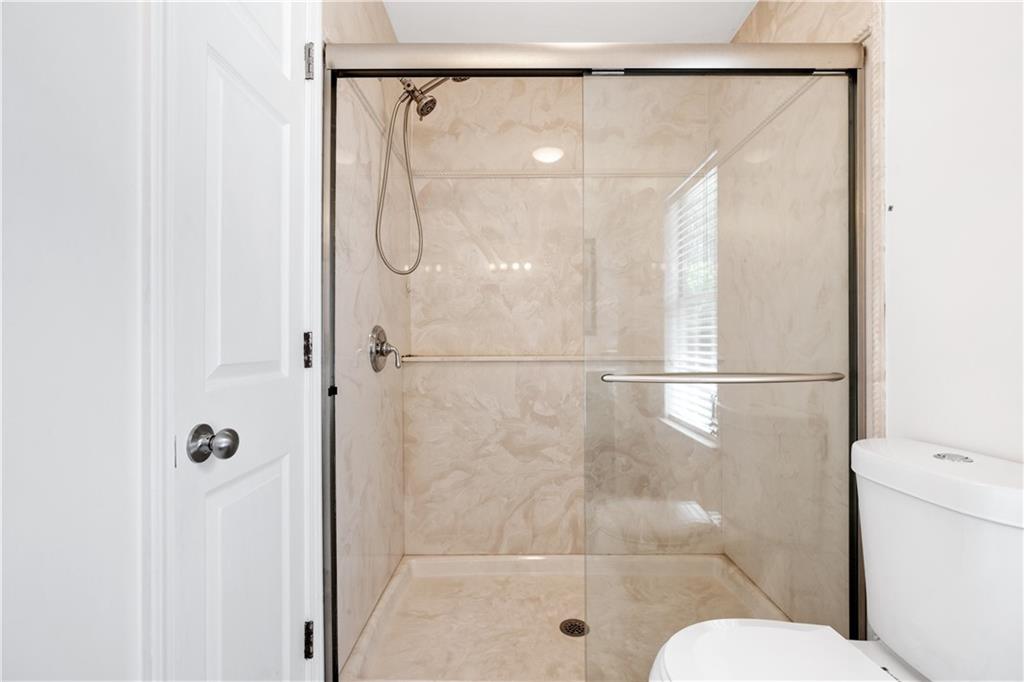 3945 Oak Glenn Drive