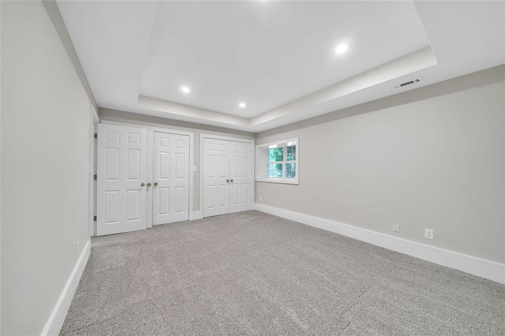 5634 CHAMBLEE DUNWOODY Road