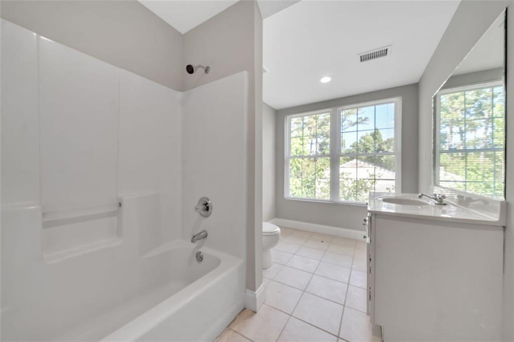 5634 CHAMBLEE DUNWOODY Road