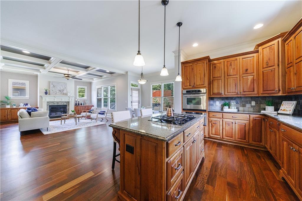 2905 Stonecreek Road