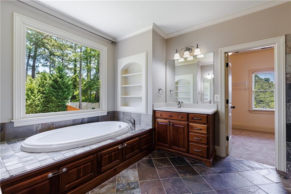 2905 Stonecreek Road