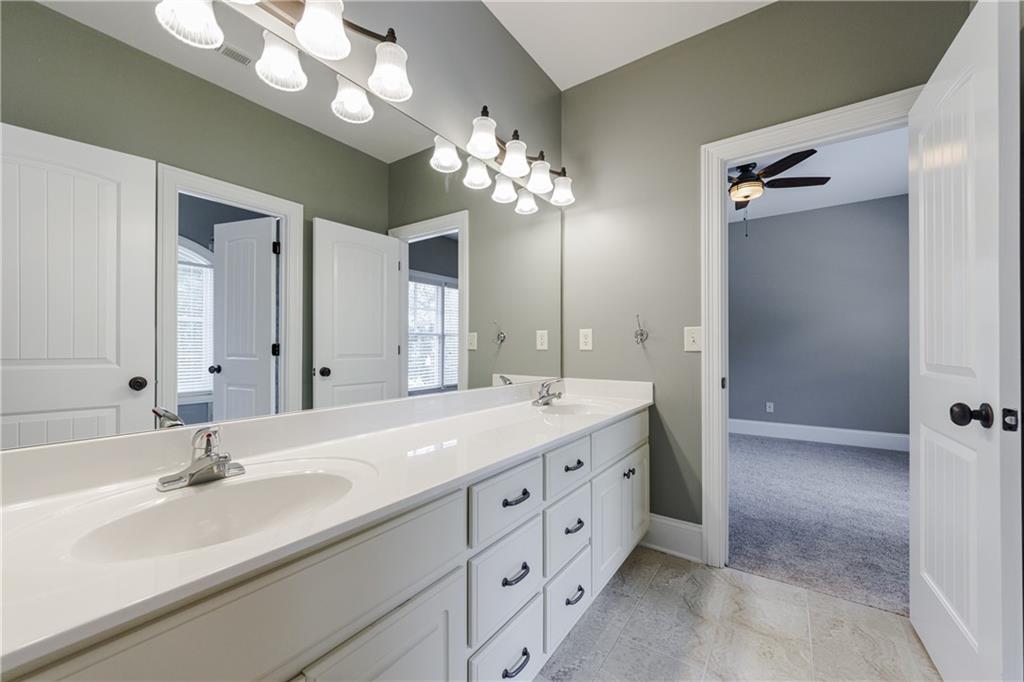 2905 Stonecreek Road