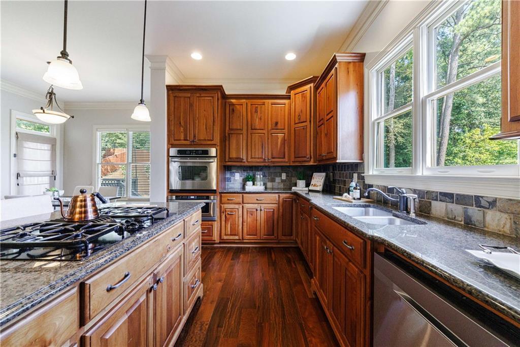 2905 Stonecreek Road