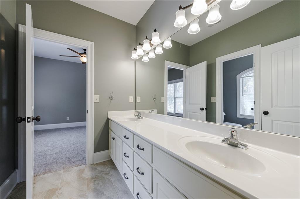 2905 Stonecreek Road