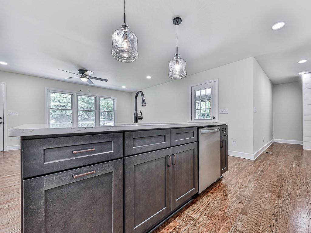 1218 Daniell Drive SE