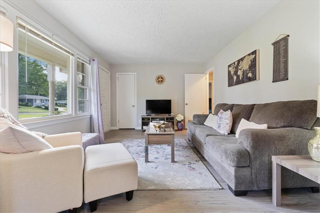 252 Church Road SE