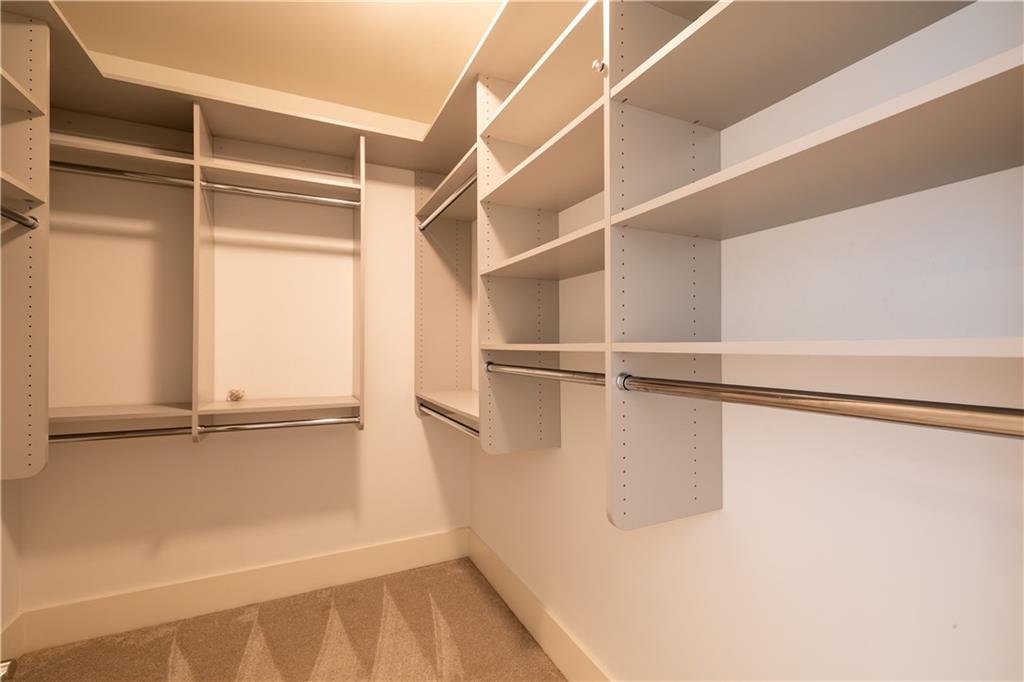 2821 Fraser Street SE