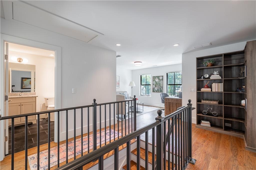 2821 Fraser Street SE