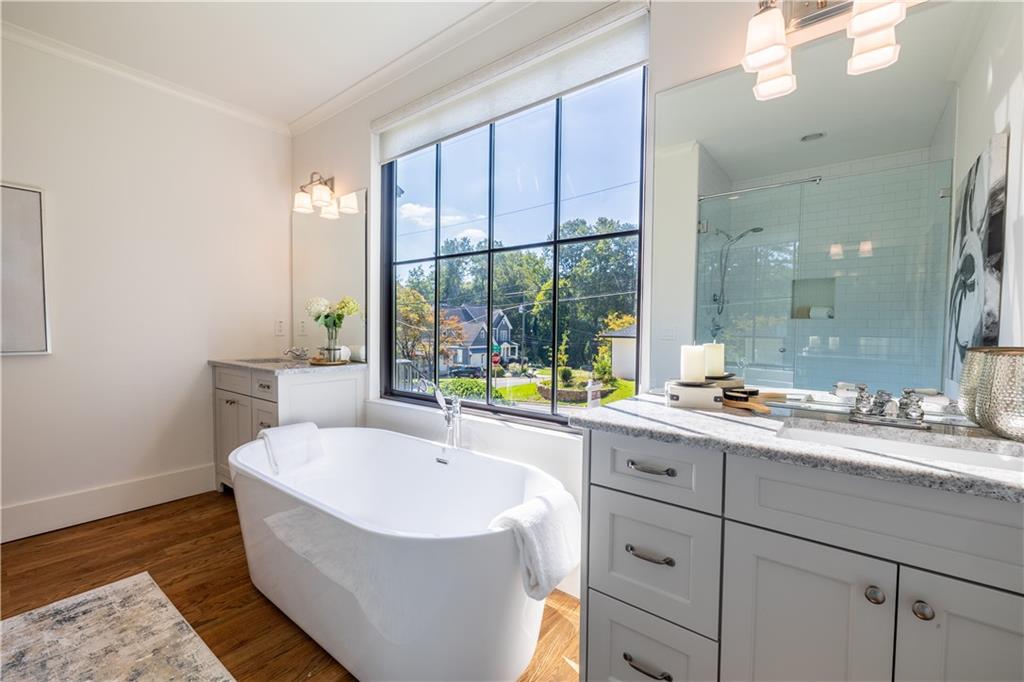 2821 Fraser Street SE