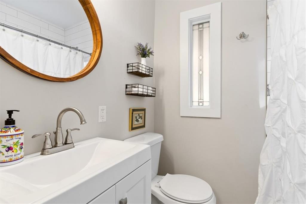 3515 King Springs Road SE