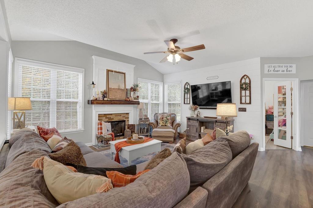 615 Keeneland Terrace