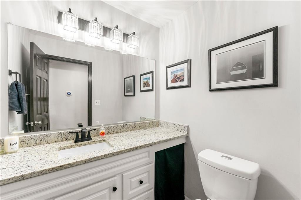 4290 Inverness Court NE