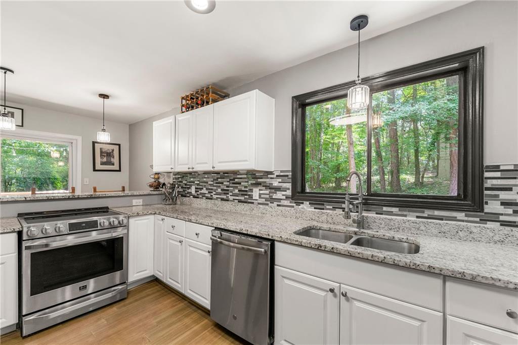 4290 Inverness Court NE