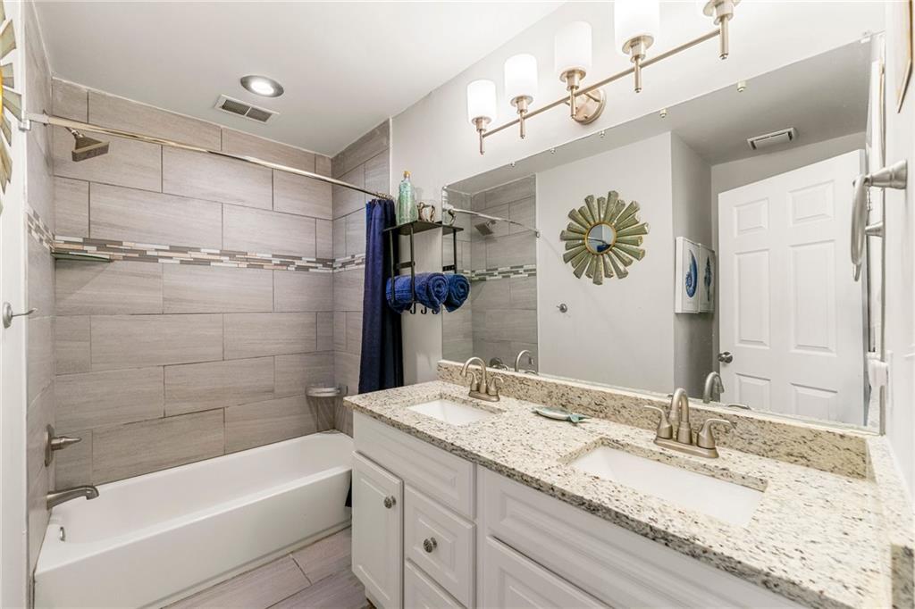 4290 Inverness Court NE