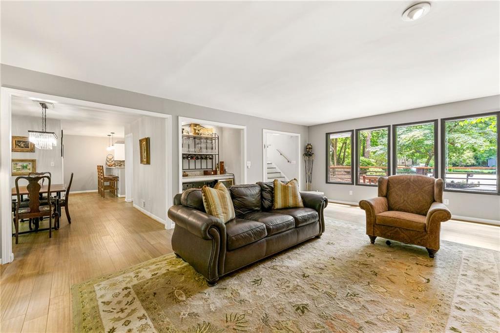 4290 Inverness Court NE