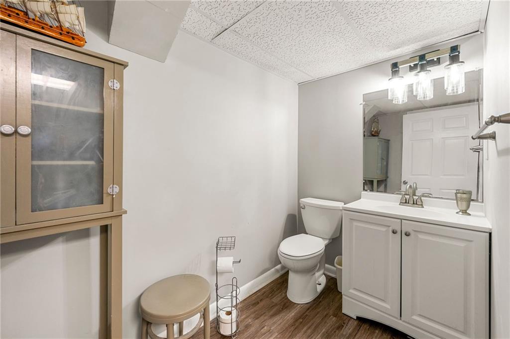 4290 Inverness Court NE