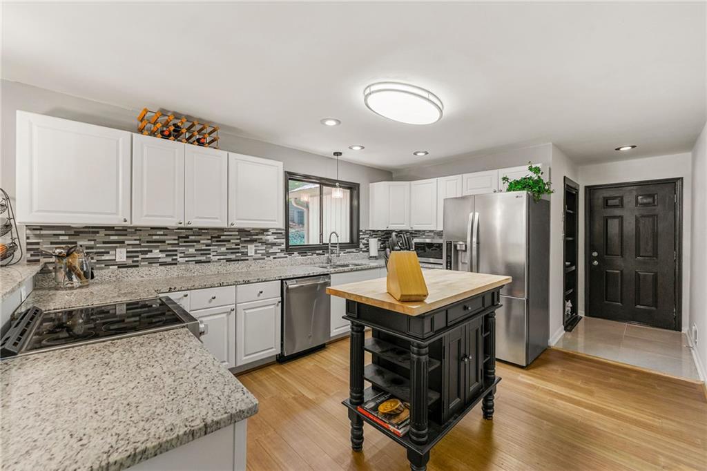 4290 Inverness Court NE