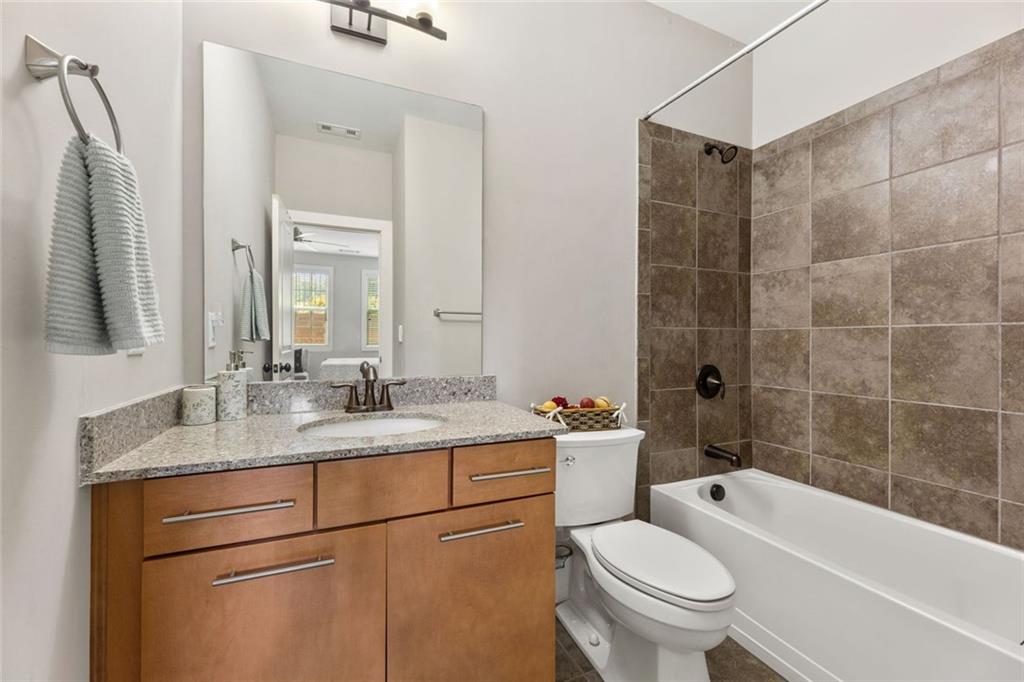 305 Alderwood Lane Lane