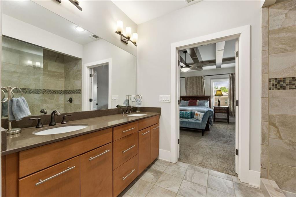 305 Alderwood Lane Lane
