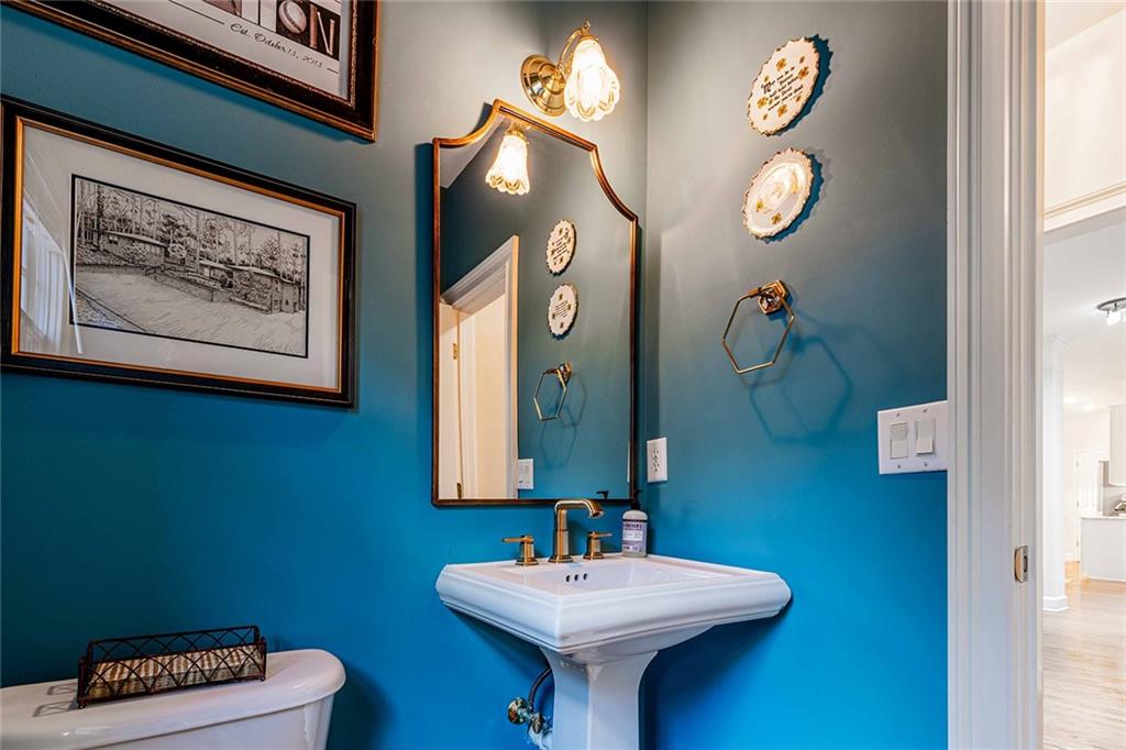 4097 Oberon Court SE