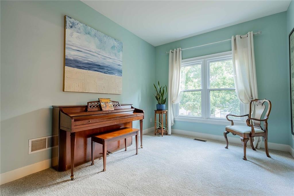 4097 Oberon Court SE