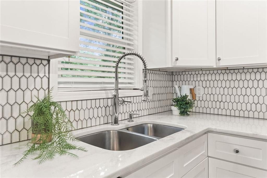 4195 Antler Trail SE