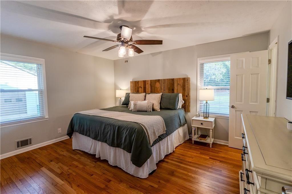 317 Highview Drive SE