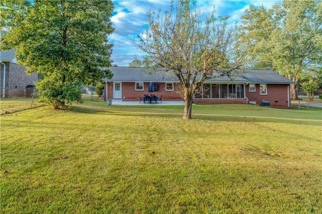 317 Highview Drive SE