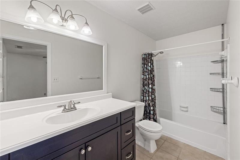 2308 Country Park Drive SE