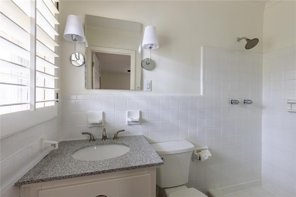 2220 Cumberland Drive SE