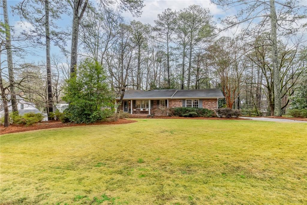 2220 Cumberland Drive SE