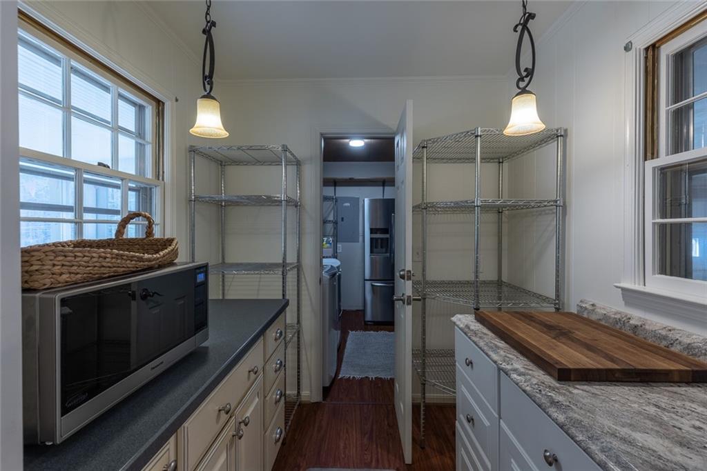 2220 Cumberland Drive SE