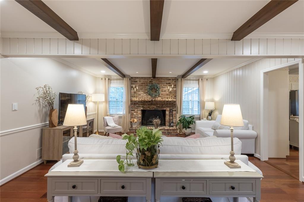 2220 Cumberland Drive SE