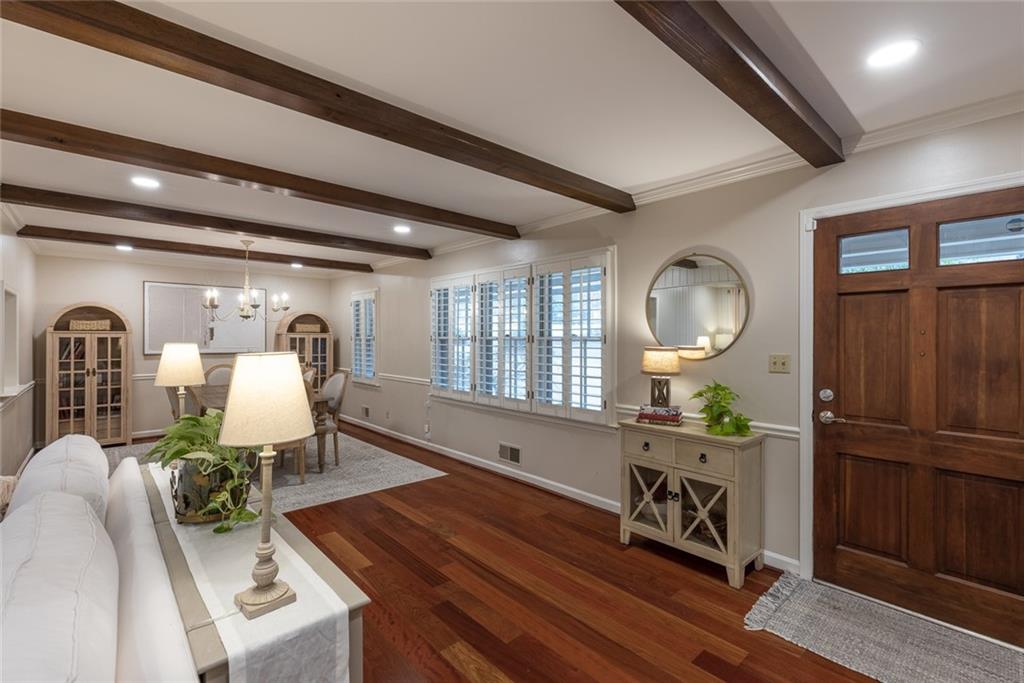 2220 Cumberland Drive SE