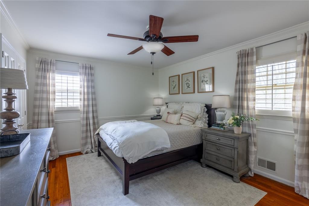 2220 Cumberland Drive SE