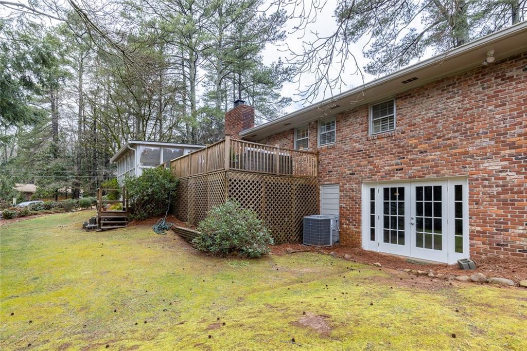 2220 Cumberland Drive SE