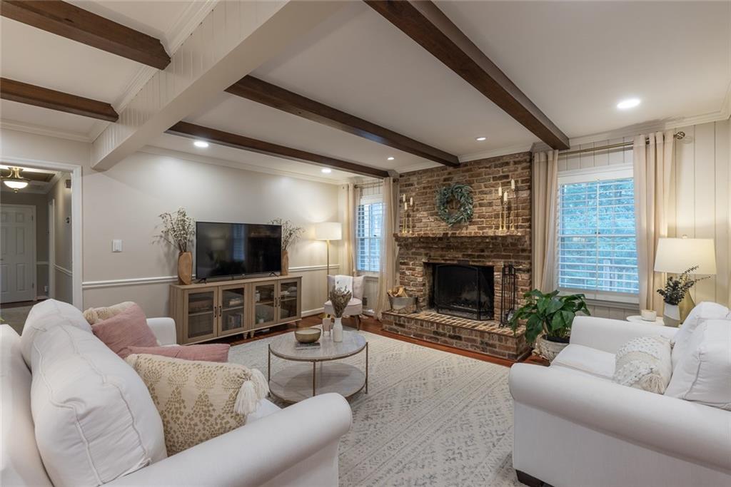 2220 Cumberland Drive SE