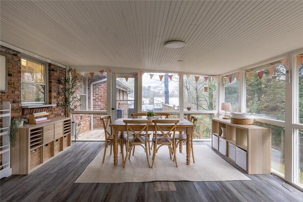 2220 Cumberland Drive SE