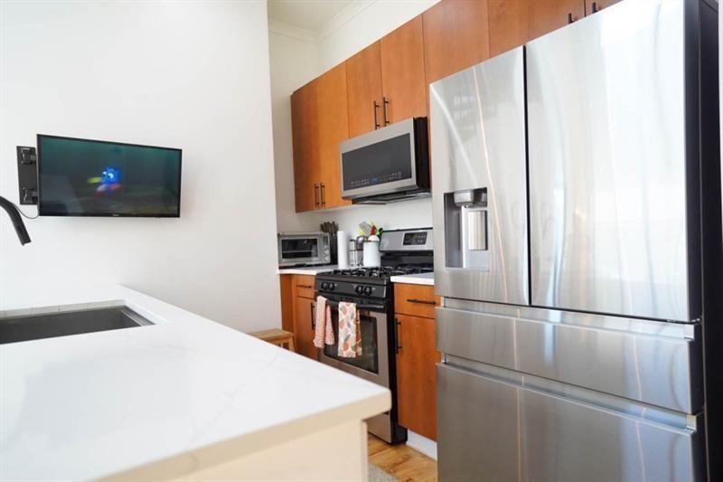 384 Ralph McGill Unit 410