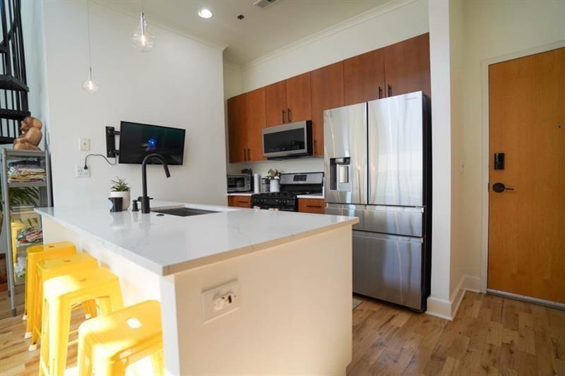 384 Ralph McGill Unit 410