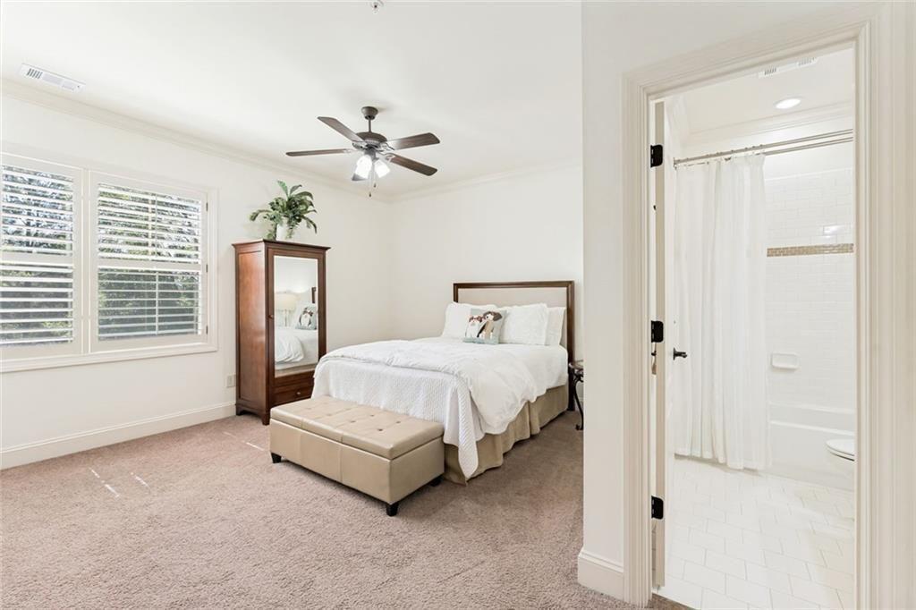 906 Dumaine Trace