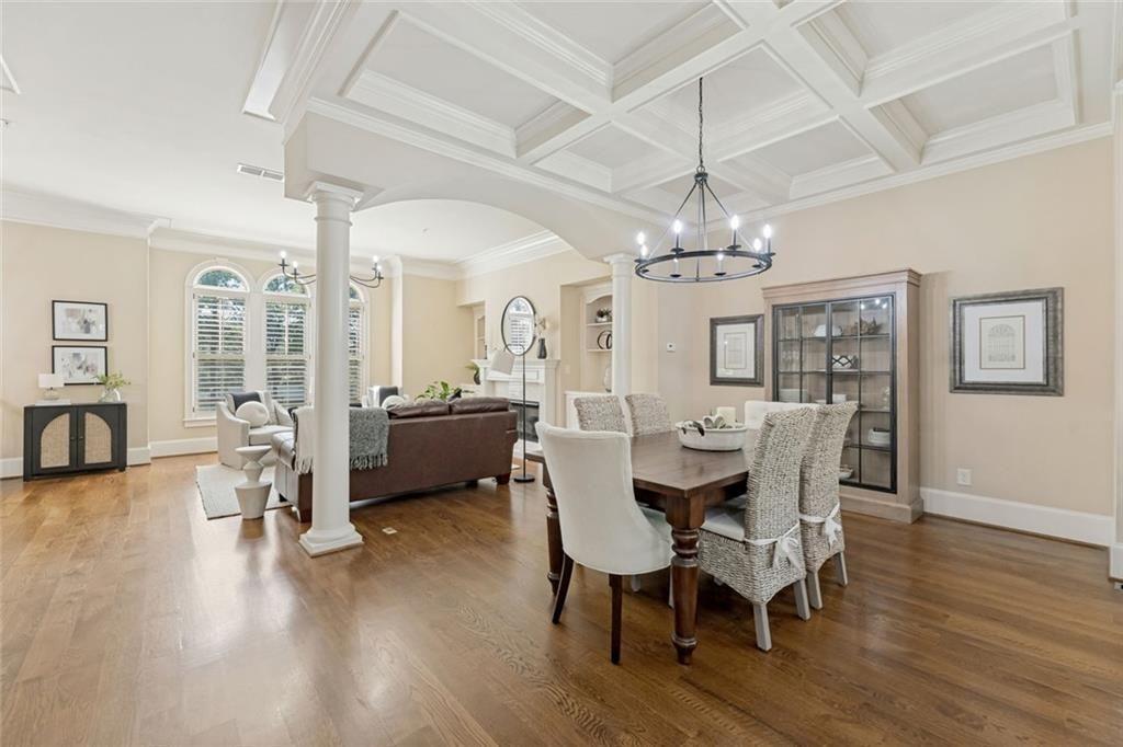 906 Dumaine Trace